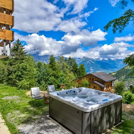 Leopard De Neige Chalet