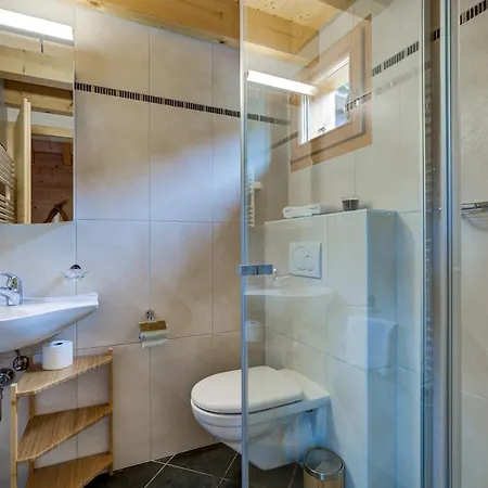 Leopard De Neige Chalet